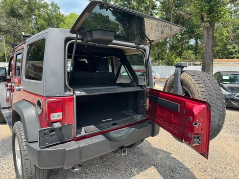 Used 2012 Jeep Wrangler Unlimited Sport AWD/4WD image 6