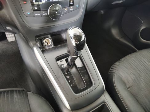 Used 2018 Nissan Sentra SV image 15