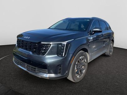 Used 2025 Kia Sorento S