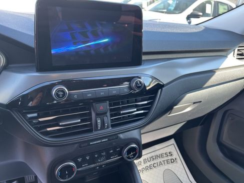 Used 2025 Ford Escape Active image 9