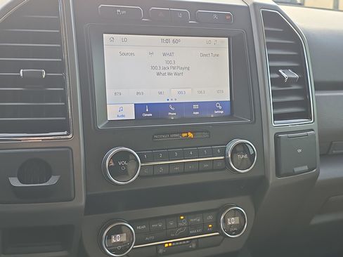 Used 2020 Ford Expedition XLT w/ Equipment Group 201A image 17