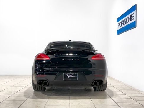 Used 2014 Porsche Panamera Turbo S Executive image 9