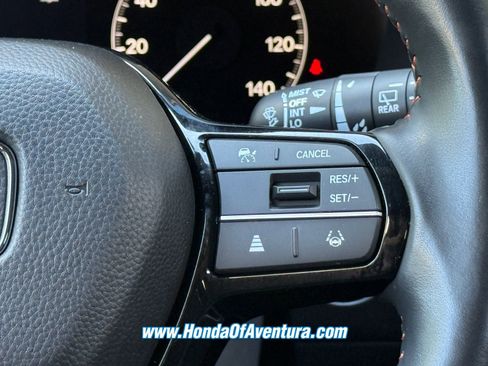 Used 2025 Honda HR-V Sport image 16