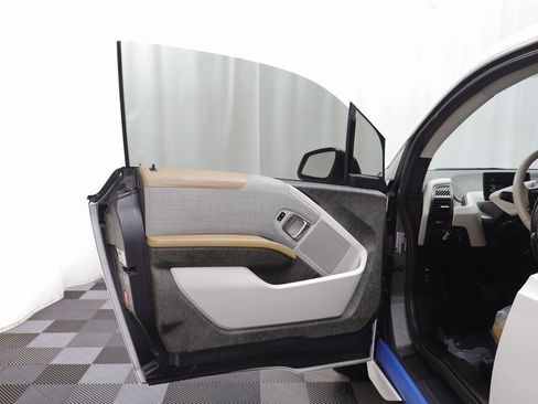 Used 2015 BMW i3 w/ Range Extender image 4