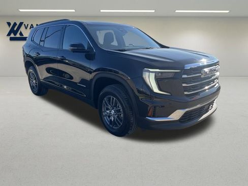 Used 2025 GMC Acadia Elevation image 9