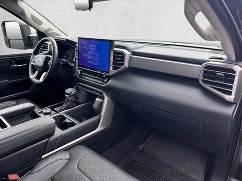 Used 2023 Toyota Tundra Limited image 23