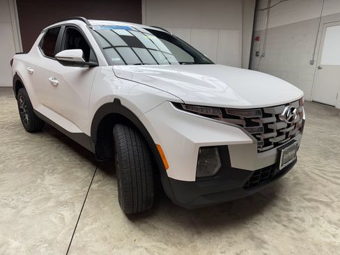 Used 2023 Hyundai Santa Cruz SEL Premium w/ Cargo Package AWD/4WD image 6