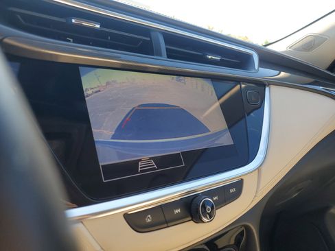 Used 2021 Buick Encore GX Essence w/ Experience Buick Package image 24