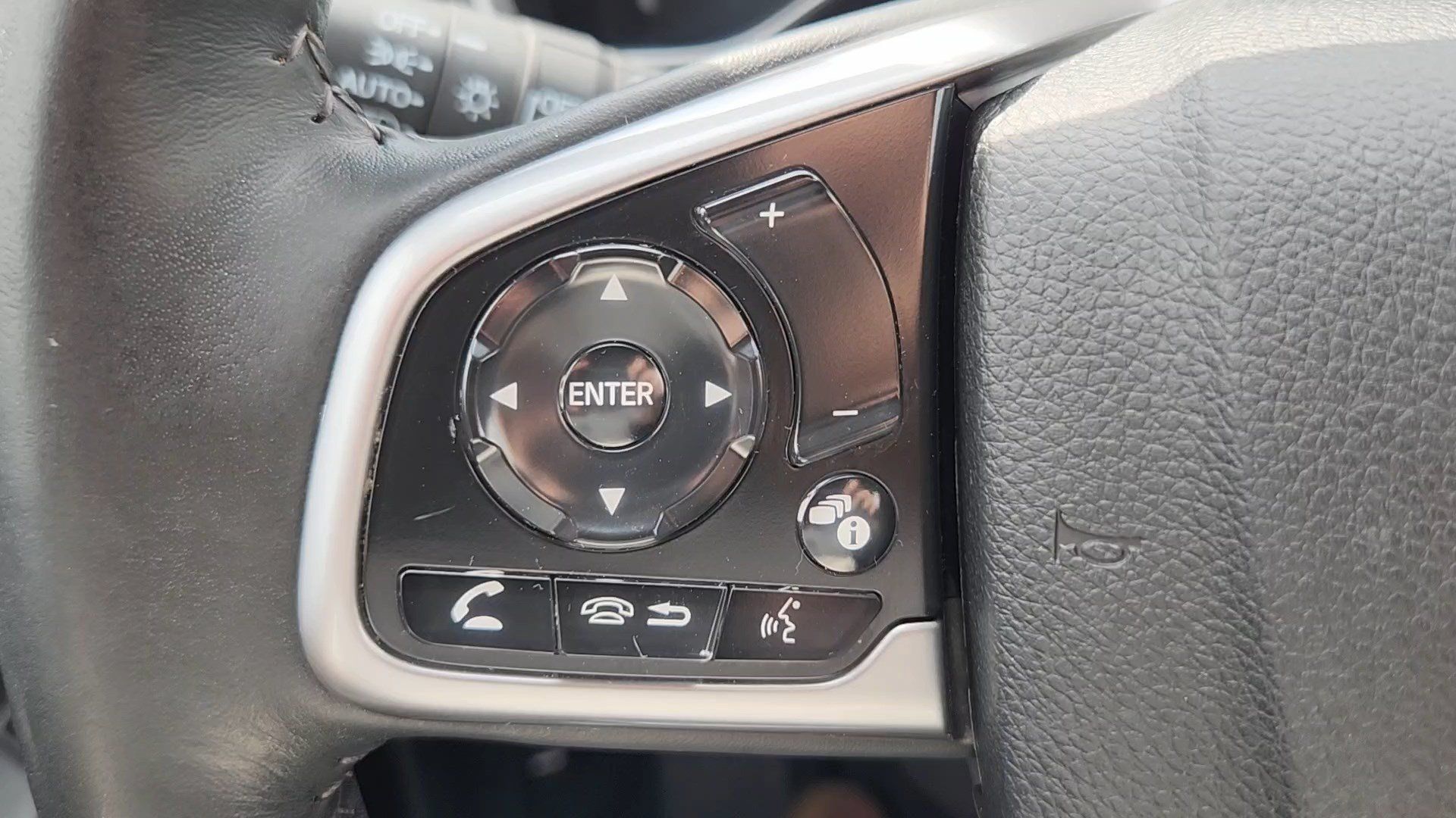 Used 2021 Honda CR-V EX-L image 11