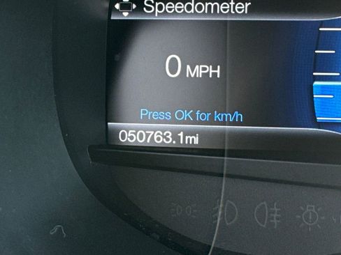 Used 2017 Ford Edge Titanium w/ Equipment Group 301A image 18