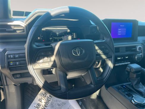Used 2025 Toyota Tacoma SR image 12