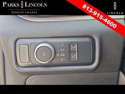 Used 2020 Ford Explorer Limited w/ Class III Trailer Tow Package RWD image 27