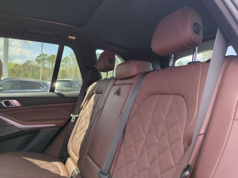 Used 2025 BMW X5 xDrive50e w/ Climate Comfort Package image 31