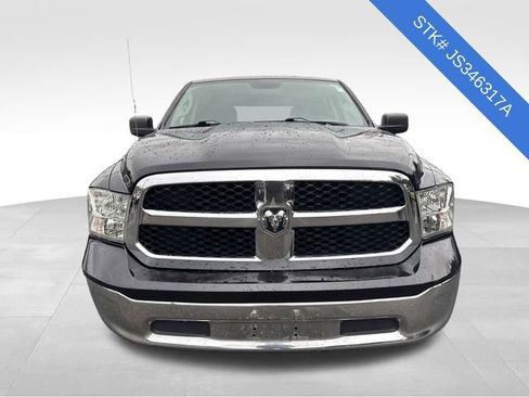Used 2018 RAM 1500 Classic SLT image 2