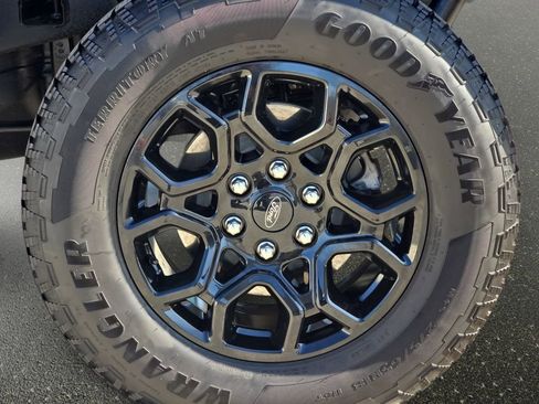 Used 2025 Ford F150 STX image 34