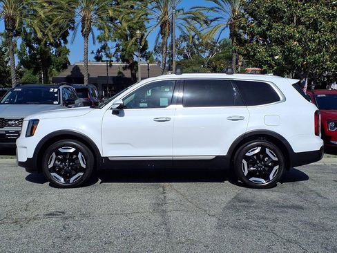 Certified 2025 Kia Telluride S FWD image 2