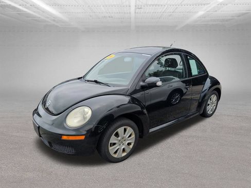 Used 2008 Volkswagen Beetle S FWD image 4