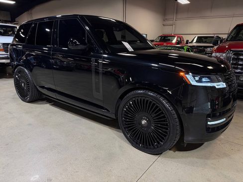 Used 2023 Land Rover Range Rover SE AWD/4WD image 26