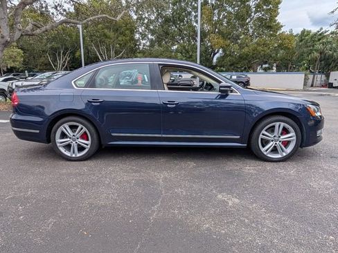 Used 2014 Volkswagen Passat TDI SEL Premium image 38