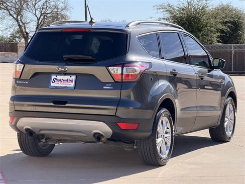 Used 2018 Ford Escape SE w/ SE Sync 3 Package image 8