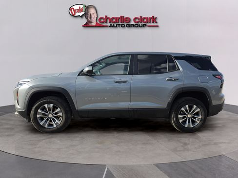 Used 2026 Chevrolet Equinox LT FWD image 4