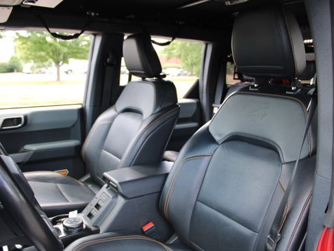 Used 2021 Ford Bronco Badlands image 13