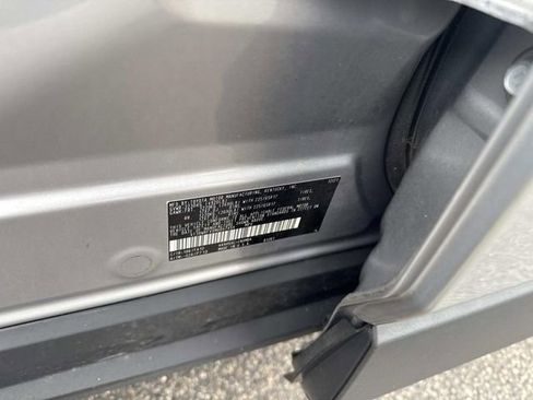 Used 2021 Toyota RAV4 XLE w/ Convenience Package image 30