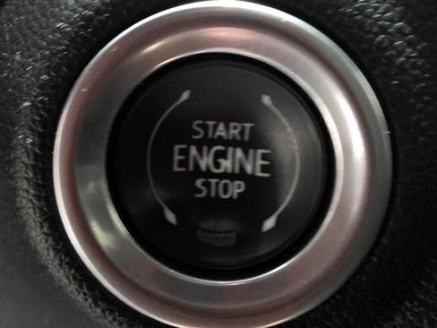 Used 2019 GMC Sierra 1500 SLE image 42