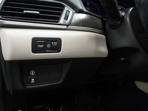 Used 2020 Honda Accord EX-L image 22