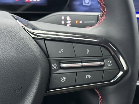 New 2026 Chevrolet Equinox EV RS image 18