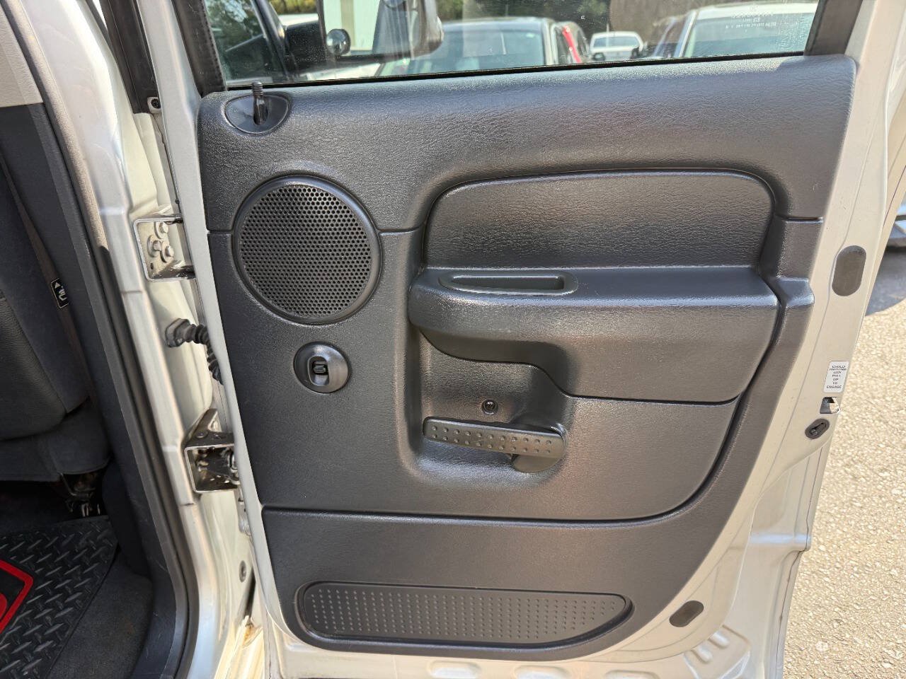 Used 2003 Dodge Ram 2500 Truck SLT AWD/4WD image 29