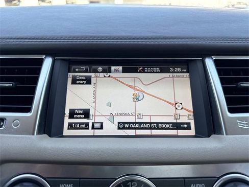 Used 2013 Land Rover Range Rover Sport HSE LUX image 22