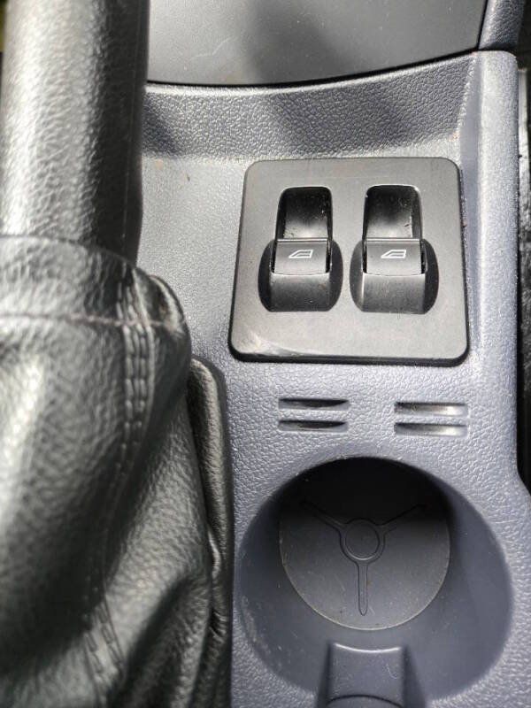 Used 2013 Ford Transit Connect XLT FWD image 18