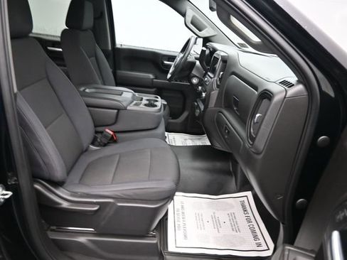 Used 2019 Chevrolet Silverado 1500 Custom w/ Custom Value Package image 7