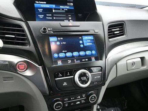 Used 2020 Acura ILX FWD image 29