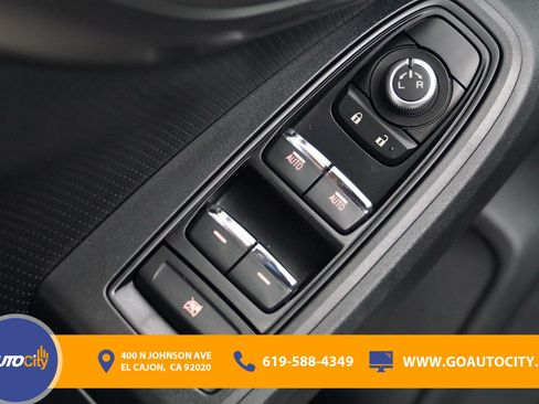Used 2021 Subaru Crosstrek 2.5i Limited w/ Moonroof Package 2 AWD/4WD image 16
