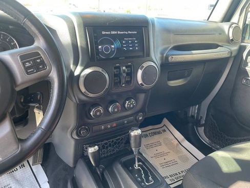 Used 2016 Jeep Wrangler Unlimited Sport image 17
