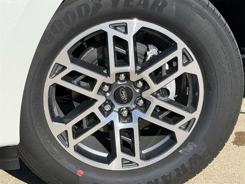 New 2025 Ford Expedition Max Active image 31