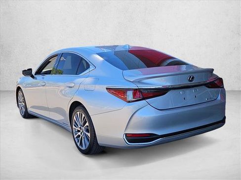 Used 2020 Lexus ES 300h w/ Premium Package FWD image 7