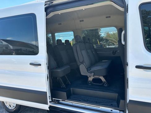 Used 2021 Ford Transit 350 XLT RWD image 7