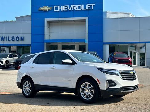 Used 2023 Chevrolet Equinox LT FWD image 1