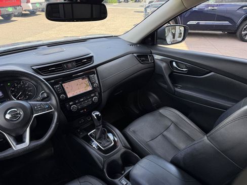 Used 2020 Nissan Rogue SL w/ Premium Package AWD/4WD image 17