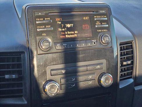 Used 2014 Nissan Titan SV w/ SV Value Truck Package image 14