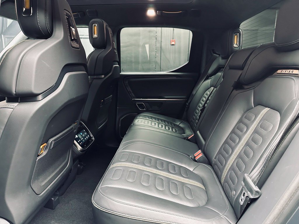 Used 2022 Rivian R1T Adventure AWD/4WD image 24