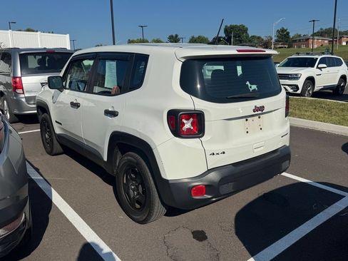Used 2018 Jeep Renegade Sport w/ Power & Air Group AWD/4WD image 19