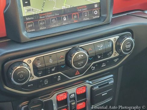 Used 2021 Jeep Wrangler Unlimited Rubicon AWD/4WD image 21