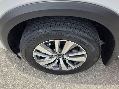 New 2026 Nissan Pathfinder SL FWD image 19