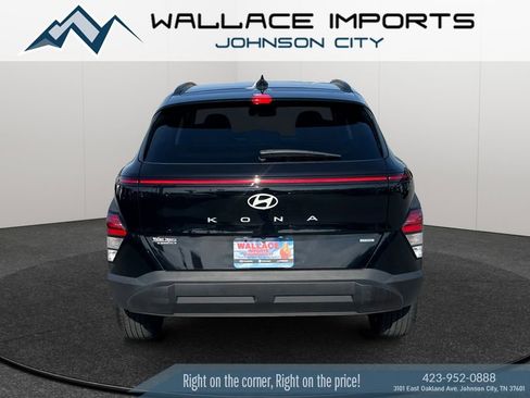 Used 2025 Hyundai Kona SEL AWD/4WD image 4