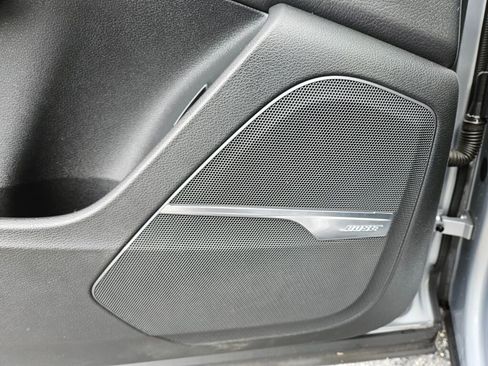 Used 2017 Audi Q7 3.0T Premium Plus w/ Premium Plus Package image 18