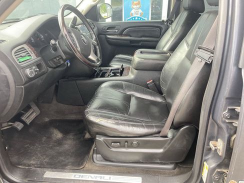Used 2008 GMC Yukon Denali AWD/4WD image 10